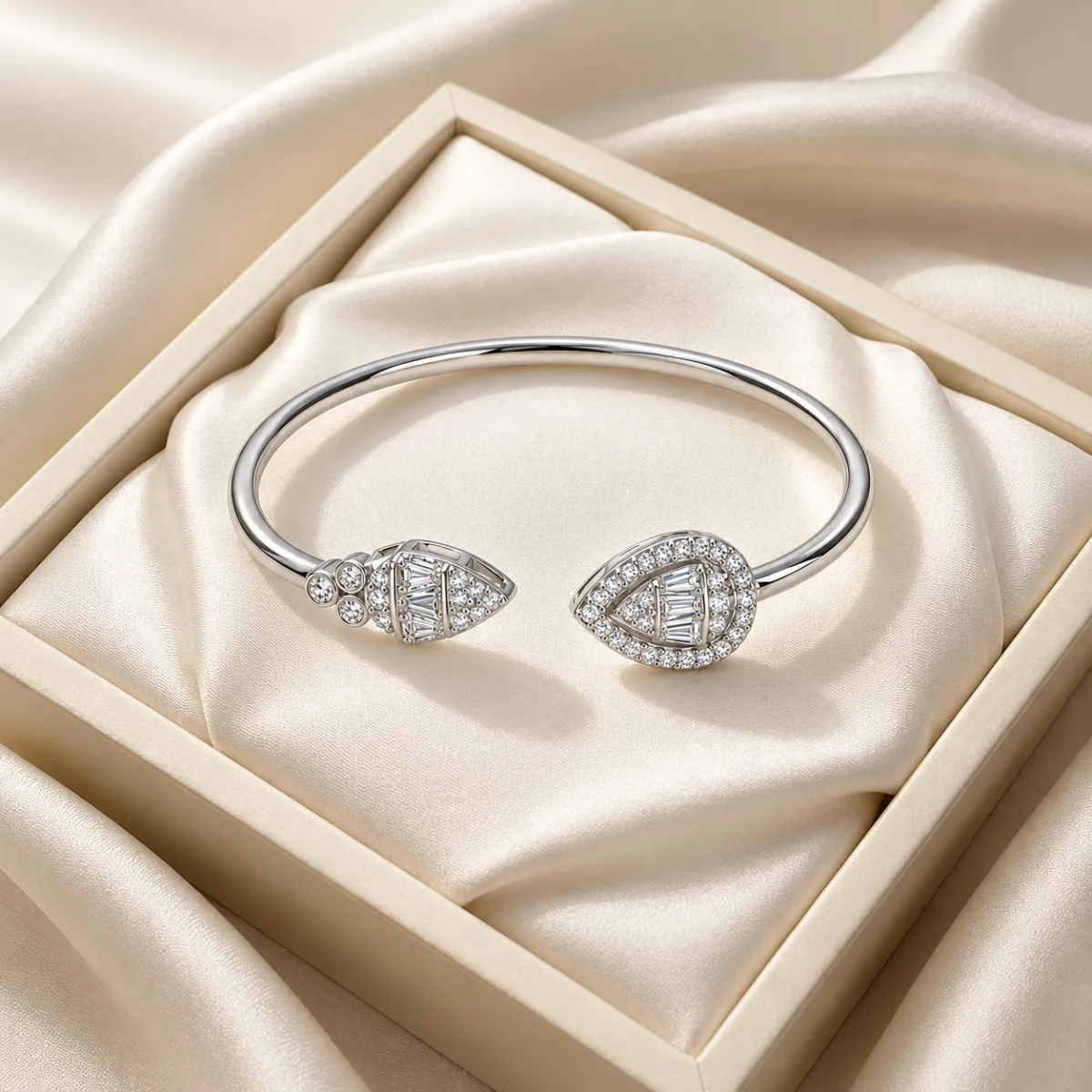 Twin Arrow Crystal C... - Image 3 - Parin Jewellers